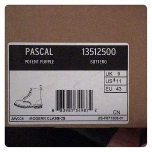 NIB Doc Martens Pascal style boot in Potent Purple